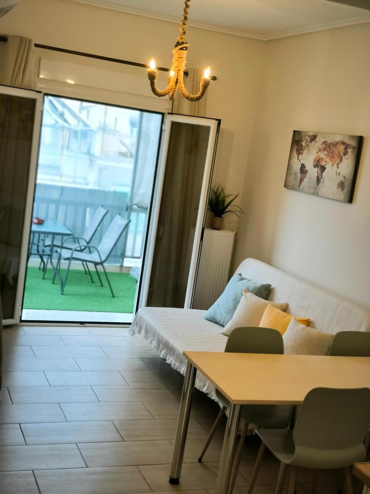 Penthouse With An Incredible View 350M From Metro Station! Daire Atina Dış mekan fotoğraf