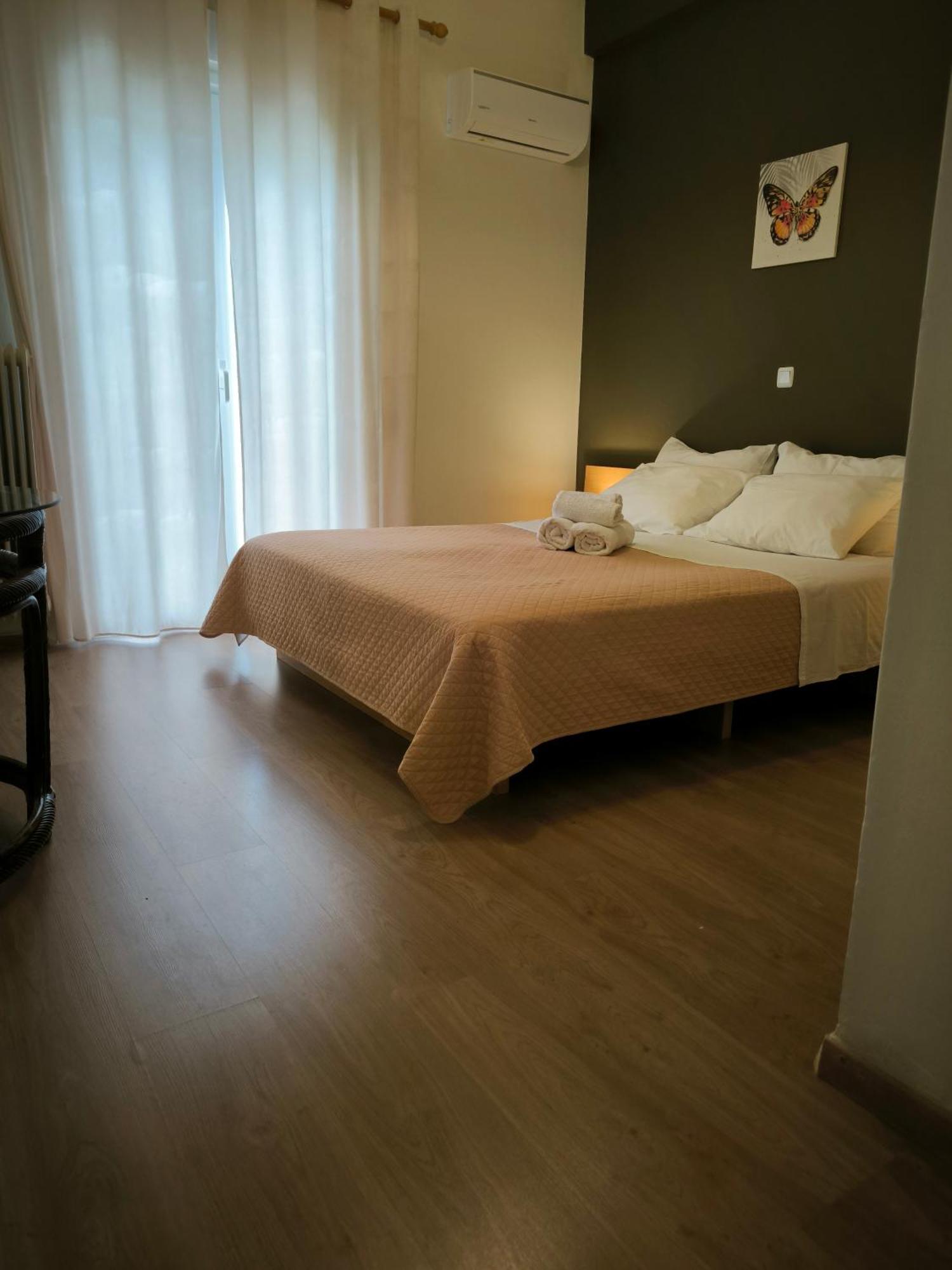Penthouse With An Incredible View 350M From Metro Station! Daire Atina Dış mekan fotoğraf